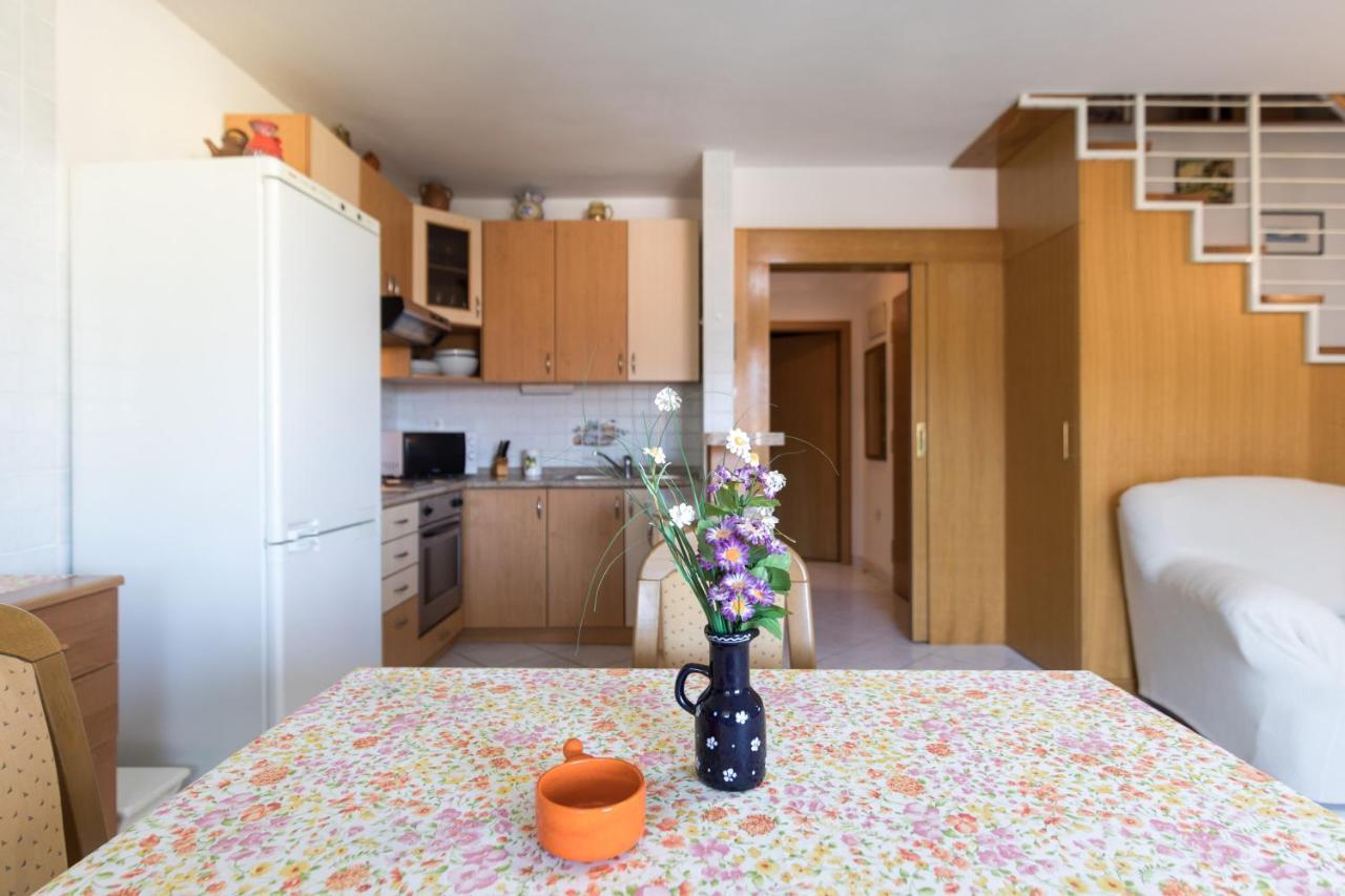 Apartment Glorija With Balcony Baska  Bagian luar foto